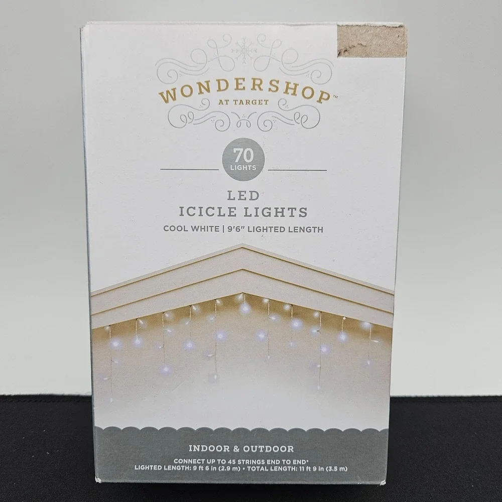 Wondershop Target 70 LED Icicle Lights Cool White White Wire 9.5ft IndoorOutdoor